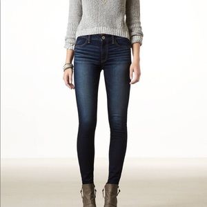 American Eagle Skinny Jeans size 6